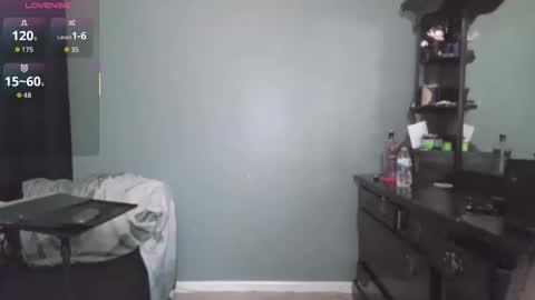 Im Yours online show from 12, 11, 2025