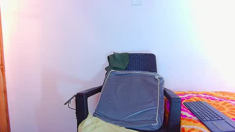 steven_modelo69 online show from 11, 1, 2025