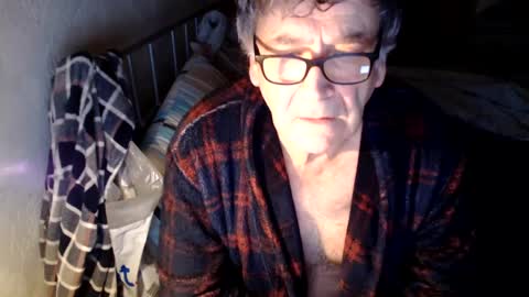 slave for computer control online show from 17, 2, 2025