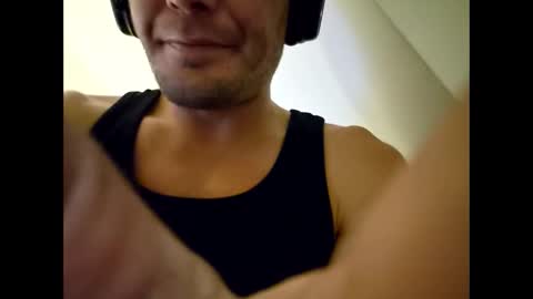 Snapshot of steveo9030 chatting on 18, 5, 2026 steveo9030 online show from 18, 5, 2026