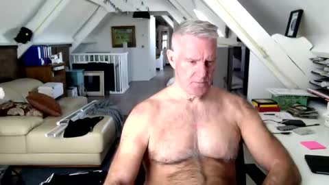 stevetwo online show from 21, 4, 2026