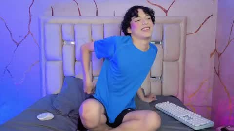 Sthepano  online show from 28, 3, 2026