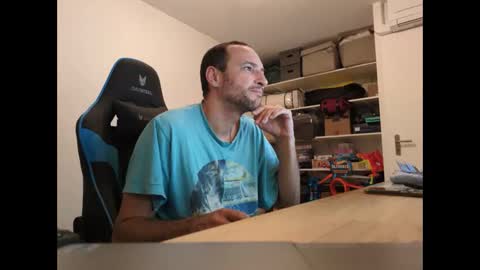 Snapshot of stickolive1 chatting on 8, 6, 2026 stickolive1 online show from 8, 6, 2026