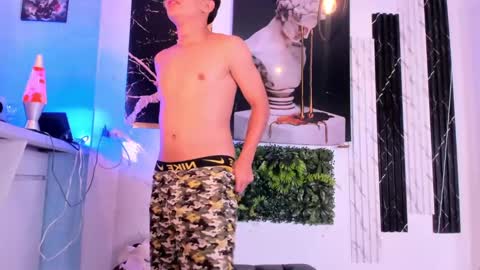 Stiven  brendan online show from 28, 2, 2025