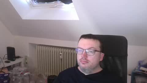 Oliver online show from 10, 3, 2026