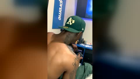 Chocolate Stic online show from 29, 3, 2026