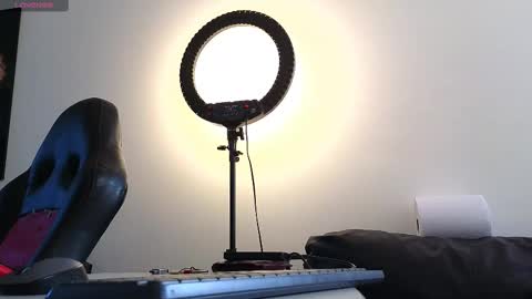 Stiven Montiel online show from 20, 2, 2025