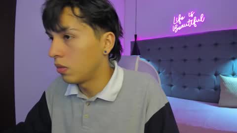 Stiwen online show from 22, 9, 2025