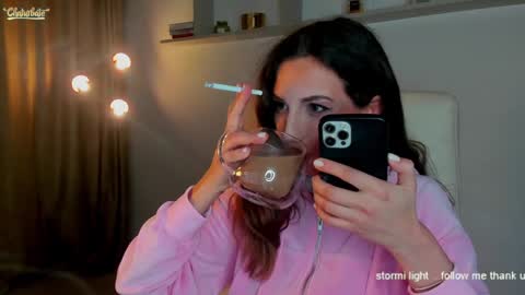 Snapshot of stormi_light chatting on 13, 12, 2024 Stormi online show from 13, 12, 2024