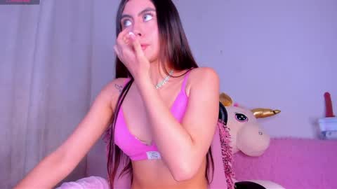 Snapshot of stormi_th chatting on 6, 4, 2026 stormi_th online show from 6, 4, 2026