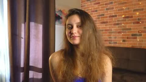 Snapshot of stormymuse chatting on 28, 4, 2026 Luna online show from 28, 4, 2026