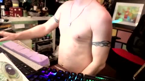 Str8 online show from 12, 4, 2026