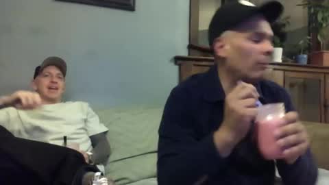 Snapshot of str8gaywannaplay chatting on 28, 11, 2025 Str8GayWannaPlay online show from 28, 11, 2025