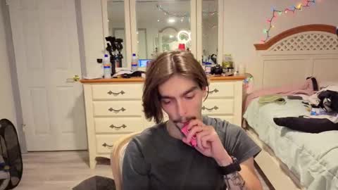 str8whiteboy21 online show from 26, 11, 2025