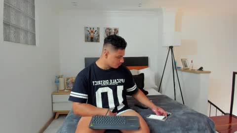 straight__friends online show from 30, 3, 2026