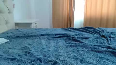 Vivian online show from 21, 12, 2024