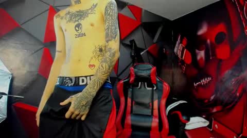 Snapshot of straightboy_nick chatting on 23, 11, 2025 NICK online show from 23, 11, 2025