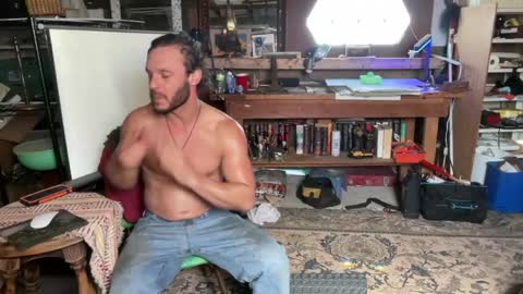 Cowboy Zuhly online show from 16, 4, 2026