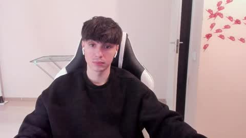 Ray online show from 6, 3, 2025