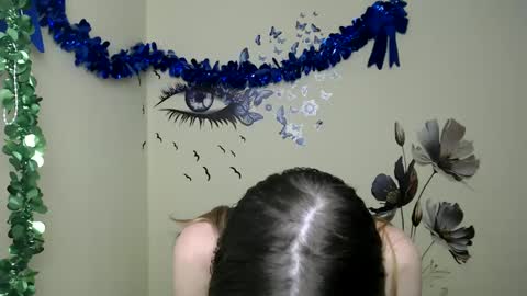 Amalia online show from 4, 2, 2025