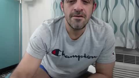 Snapshot of strangeratnight87 chatting on 23, 11, 2025 strangeratnight87 online show from 23, 11, 2025