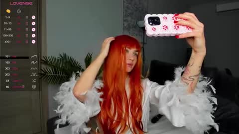 Laura online show from 26, 11, 2025