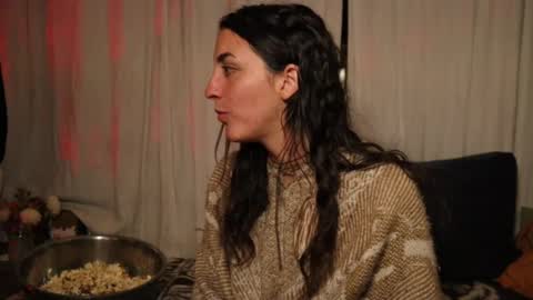 Angel Baby online show from 28, 1, 2025