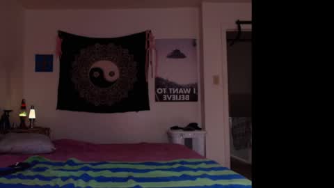 Strawberrylotsacake online show from 14, 10, 2025