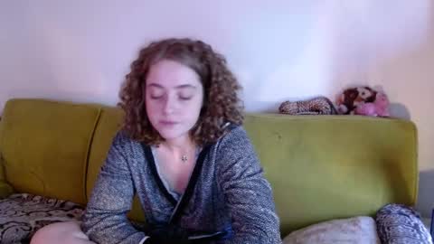 Strawberrylotsacake online show from 23, 10, 2025