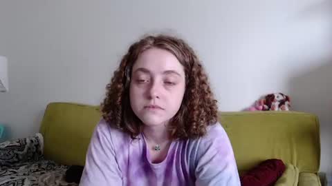Strawberrylotsacake online show from 8, 6, 2026