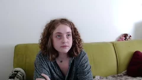 Strawberrylotsacake online show from 12, 6, 2026