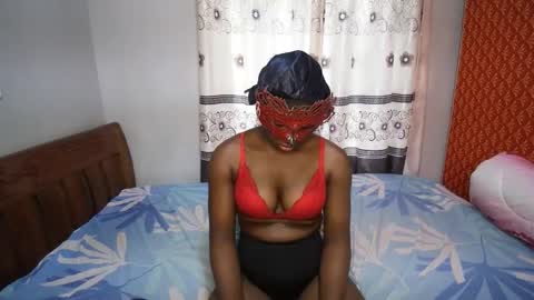 streetlioness online show from 15, 9, 2025