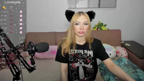 Streis  open pvt online show from 26, 1, 2025