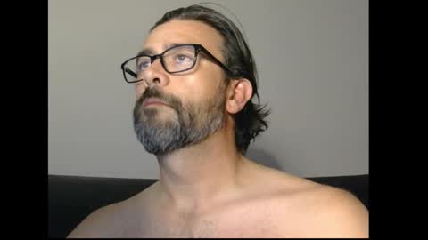 Stretchasshole online show from 4, 12, 2025