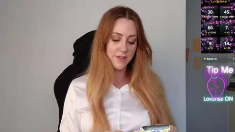 Snapshot of stripmequick chatting on 19, 5, 2026 Amorina online show from 19, 5, 2026
