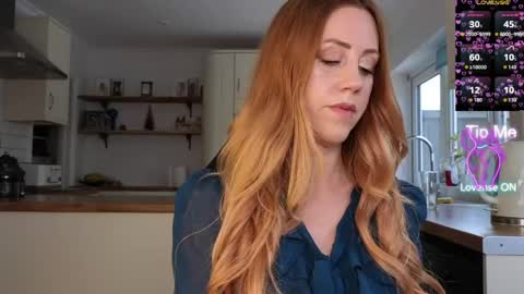 Snapshot of stripmequick chatting on 4, 6, 2026 Amorina online show from 4, 6, 2026
