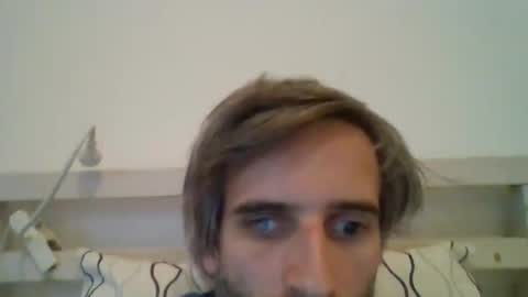 Snapshot of stroke1 chatting on 9, 1, 2026 stroke1 online show from 9, 1, 2026