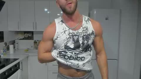 Strong Arni online show from 9, 2, 2025