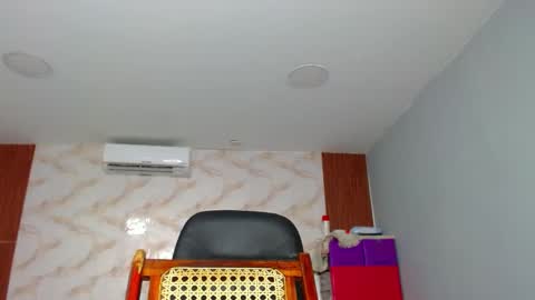 Snapshot of strong_george1 chatting on 24, 1, 2025 strong_george1 online show from 24, 1, 2025