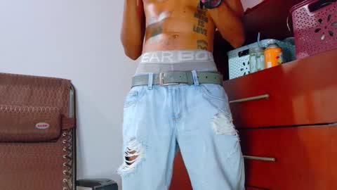 stronganddelicious online show from 6, 10, 2025