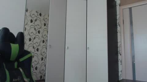 Alex online show from 11, 9, 2025