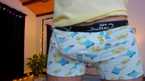 Snapshot of strosa_ chatting on 4, 12, 2024 strosa_ online show from 4, 12, 2024