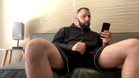 stud4u21 online show from 9, 3, 2025