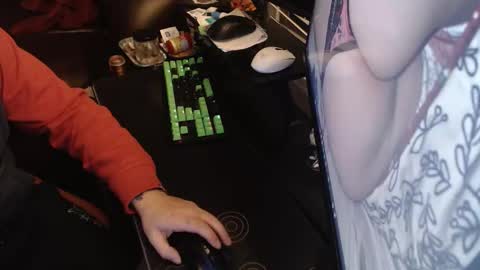 stud69861714 online show from 3, 3, 2026