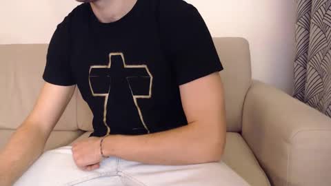 Stud From Paris online show from 1, 2, 2025