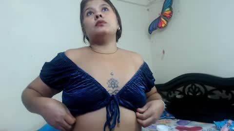 Stylevoluptuousvycky online show from 20, 1, 2025