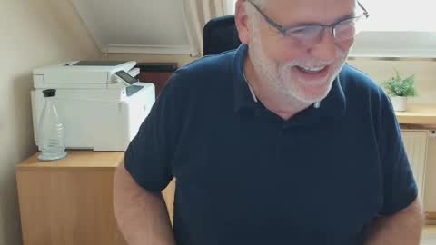 Snapshot of subbear1968 chatting on 12, 5, 2026 subbear1968 online show from 12, 5, 2026