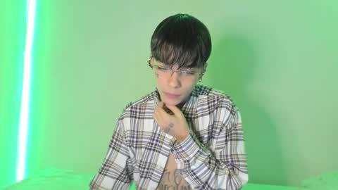 Snapshot of submissive_boyy_ chatting on 9, 12, 2024 nico online show from 9, 12, 2024