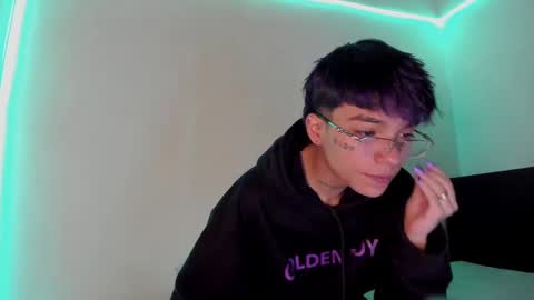 Snapshot of submissive_boyy_ chatting on 25, 2, 2025 nico online show from 25, 2, 2025