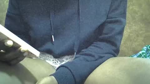 Snapshot of submissive_slut001 chatting on 28, 12, 2024 submissive_slut001 online show from 28, 12, 2024